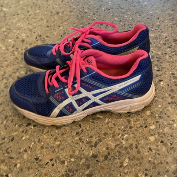 Girls ASICS running shoes - size 5.5 - Picture 2 of 4